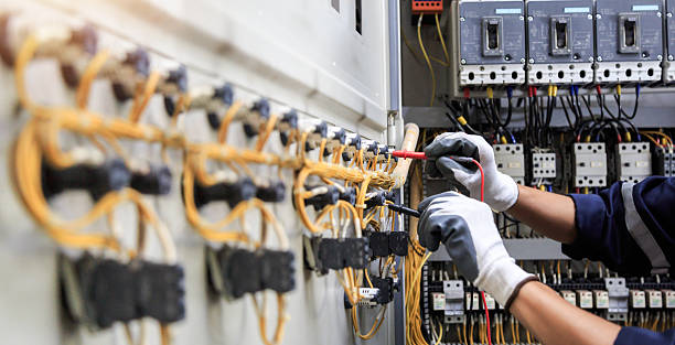 Professional Electrician technician working in Corralitos, CA